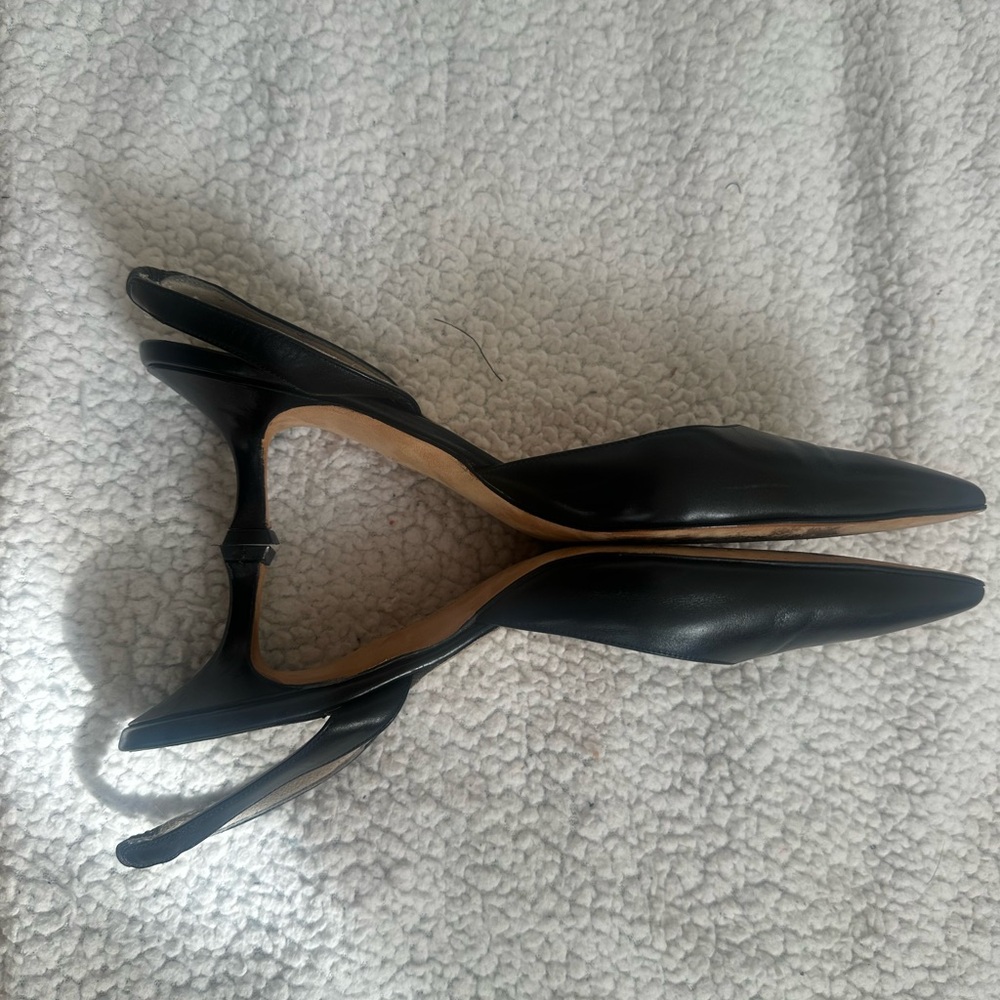 Manolo Blahnik Black Leather Heels - Picture 4 of 11